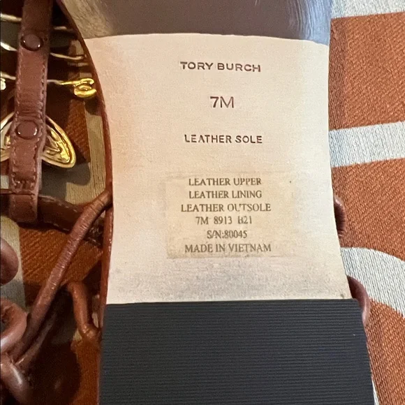 Tory Burch Fish Brown Sandals with Gold Detailing - Picture 6 of 6